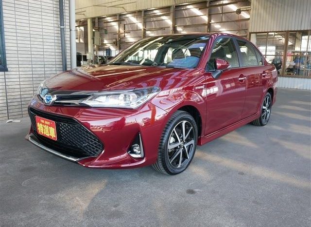 Toyota Corolla Axio Hybrid 2019 full