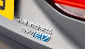 MG5   EV Auto full