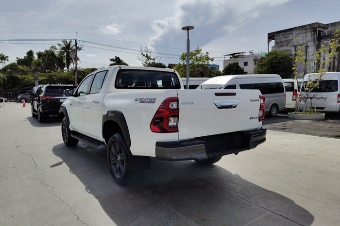 2025 TOYOTA DOUBLE CAB 2.4 2WD AT White full