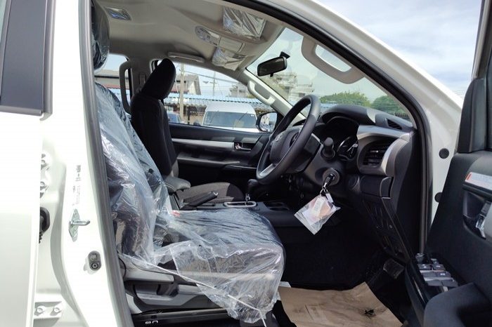 2025 TOYOTA DOUBLE CAB 2.4 2WD AT White full