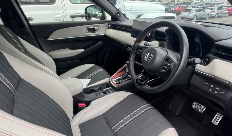 Honda Vezel Z Play full